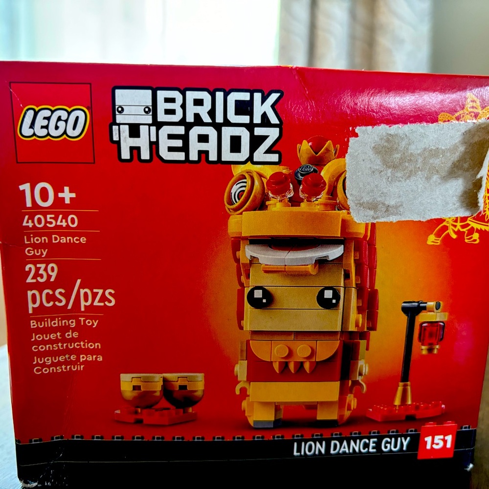 LEGO Brickheadz Lion Dance Guy